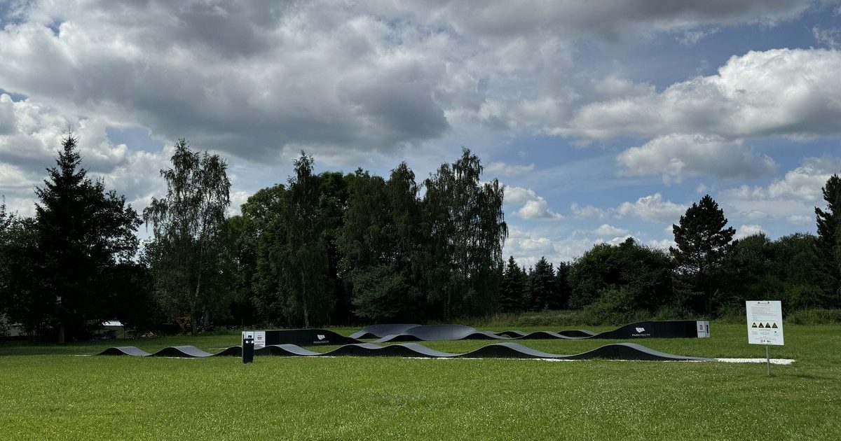 Výstavba veřejně přístupného hřiště v obci - pumtrack dráha